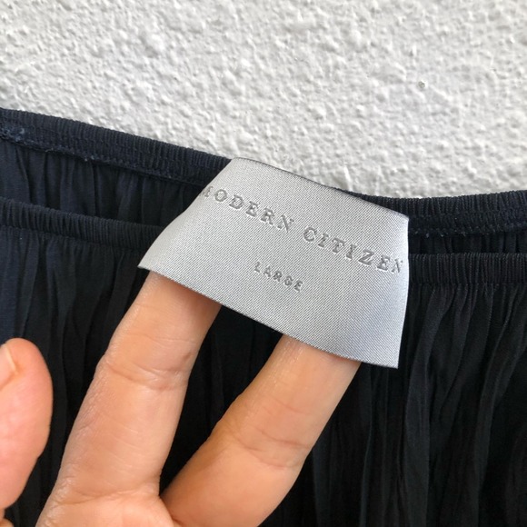 MODERN CITIZEN Solange Crinkled Maxi Dress Size Large - Picture 6 of 8